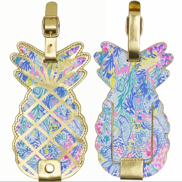 lilly luggage tag